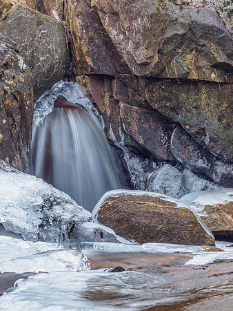 Ice on the Allt na h-Imrich