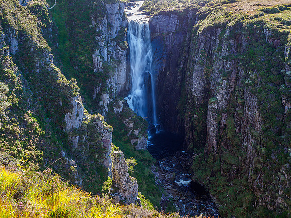 Wailing Widow Waterfall (1) [1909036]