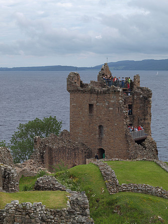 20110717-Urquhart Castle-P7172521