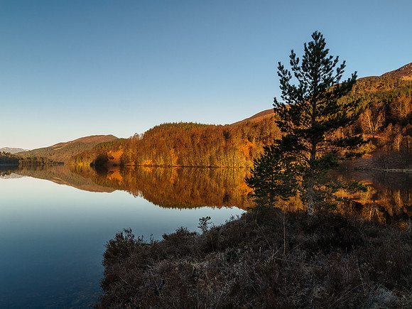 Loch Beinn a'Mheadhoin Reflections 2