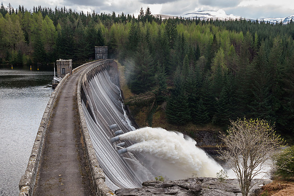 Laggan Dam 2