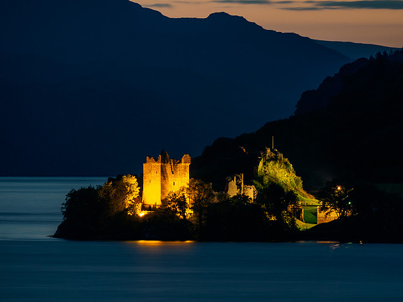 Urquhart Castle in the Gloaming