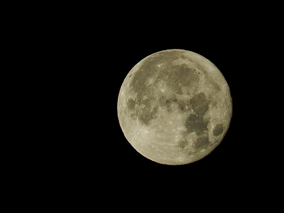 20161115-Moon-EM520028