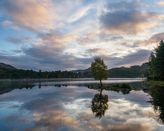 Loch Beinn a' Mheadhoin Sunrise