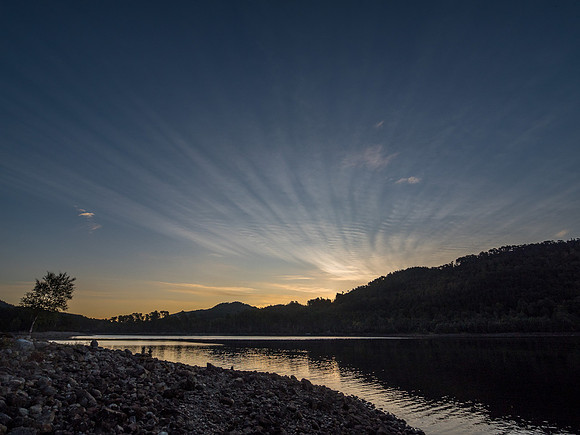 Loch Beinn a' Mheadhoin Sunrise