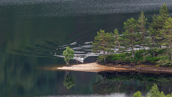 Loch Beinn a'Mheadhoin Reflection