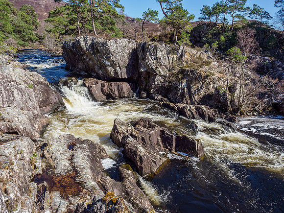 Pollcherian Falls (2) [1904012]