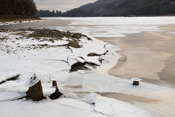Loch Beinn a Mheadhoin Ice