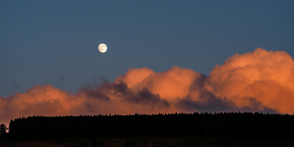 Moonrise and Sunset