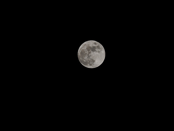20170210-Moon-EM520123
