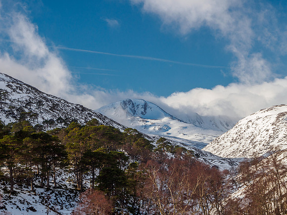 Behind Beinn A'Mheadhoin 2