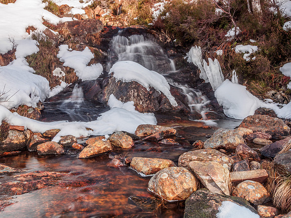 Behind Beinn A'Mheadhoin 5