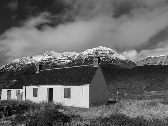 Liathach and the Ling Hut