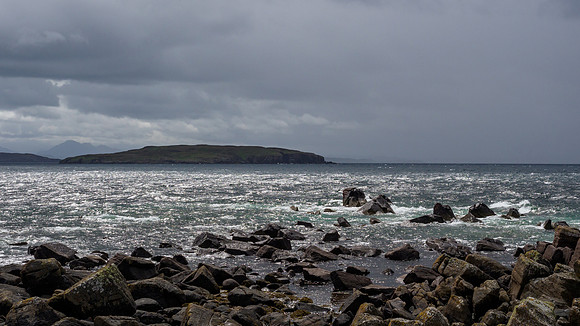 Light On the Rocks