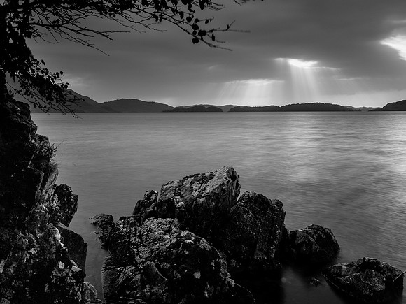 Loch Morar Ray Display 3