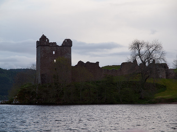20110513-Loch Ness-Q5130750