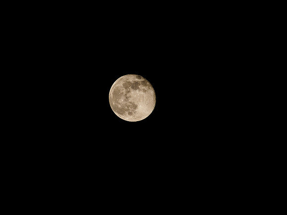 Moon [2002057]