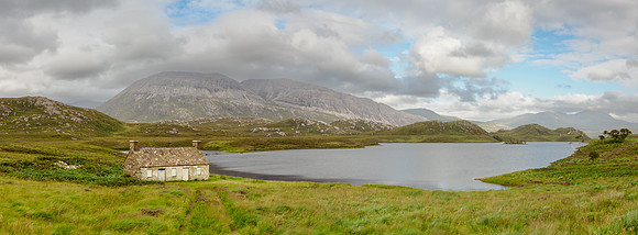 Loch Stack Fishing Bothy