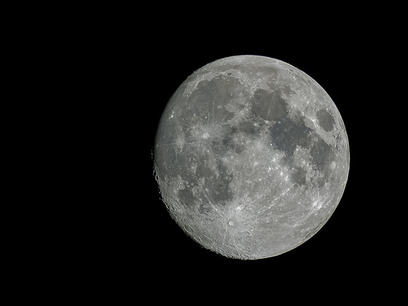The Moon 04/01/2023