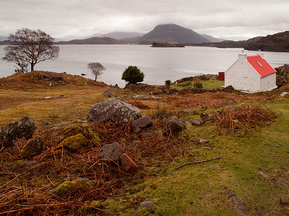 2012-03 Shieldaig, Red Roofed Cottage