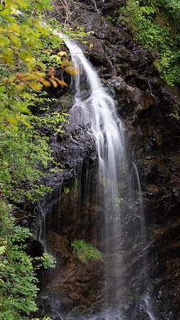 Dhivach Falls