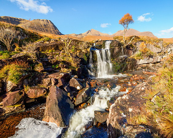 Abhainn Coire Mhic Nòbaill