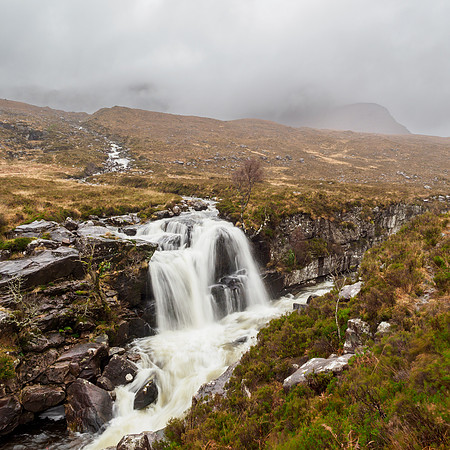 Allt Toll a' Mhadaidh