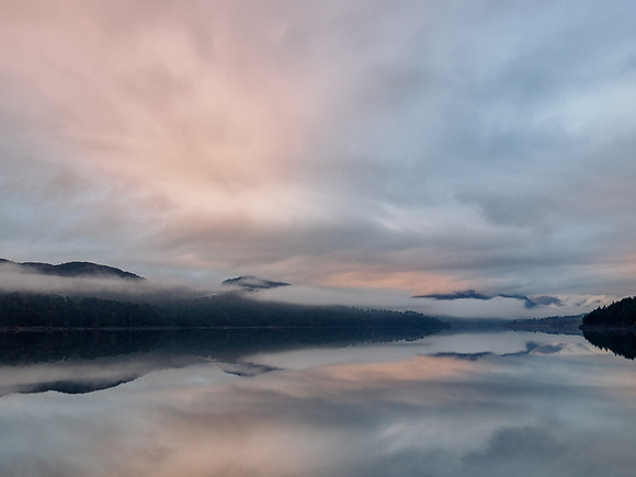 2014-11 Misty Loch Beinn a' Mheadhoin