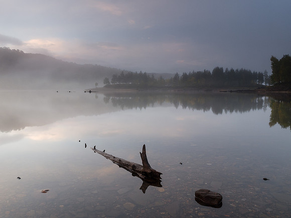 Misty Loch Beinn a'Mheadhoin